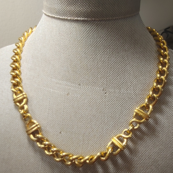 Monet Jewelry - Monet Signed Necklace Women's